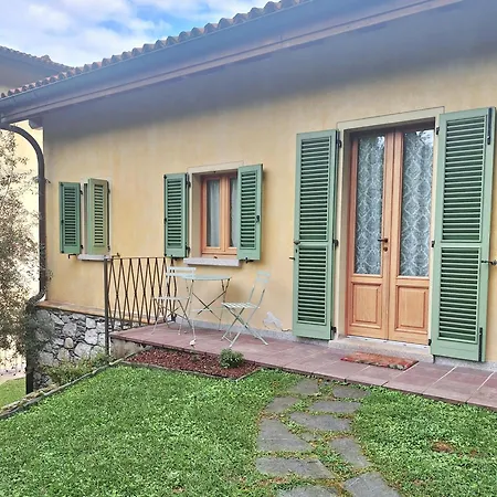 Hébergement de vacances The Dependance Of The Isabella By The Little River With Private Dedicated Parking *